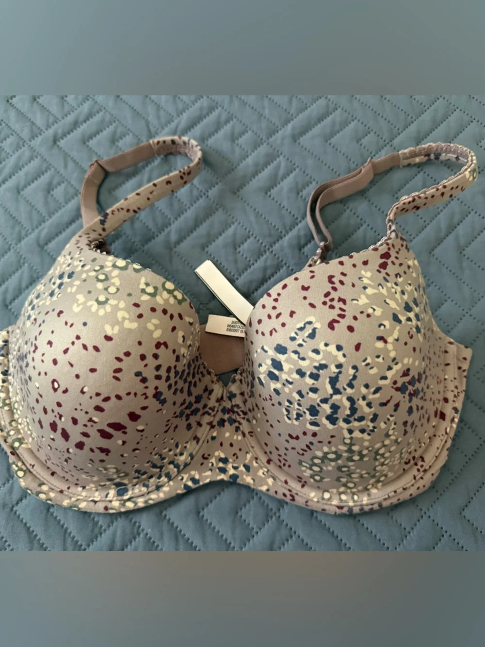 Victoria's Secret Body by Victoria 36D Bra-NWT - Picture 1 of 3